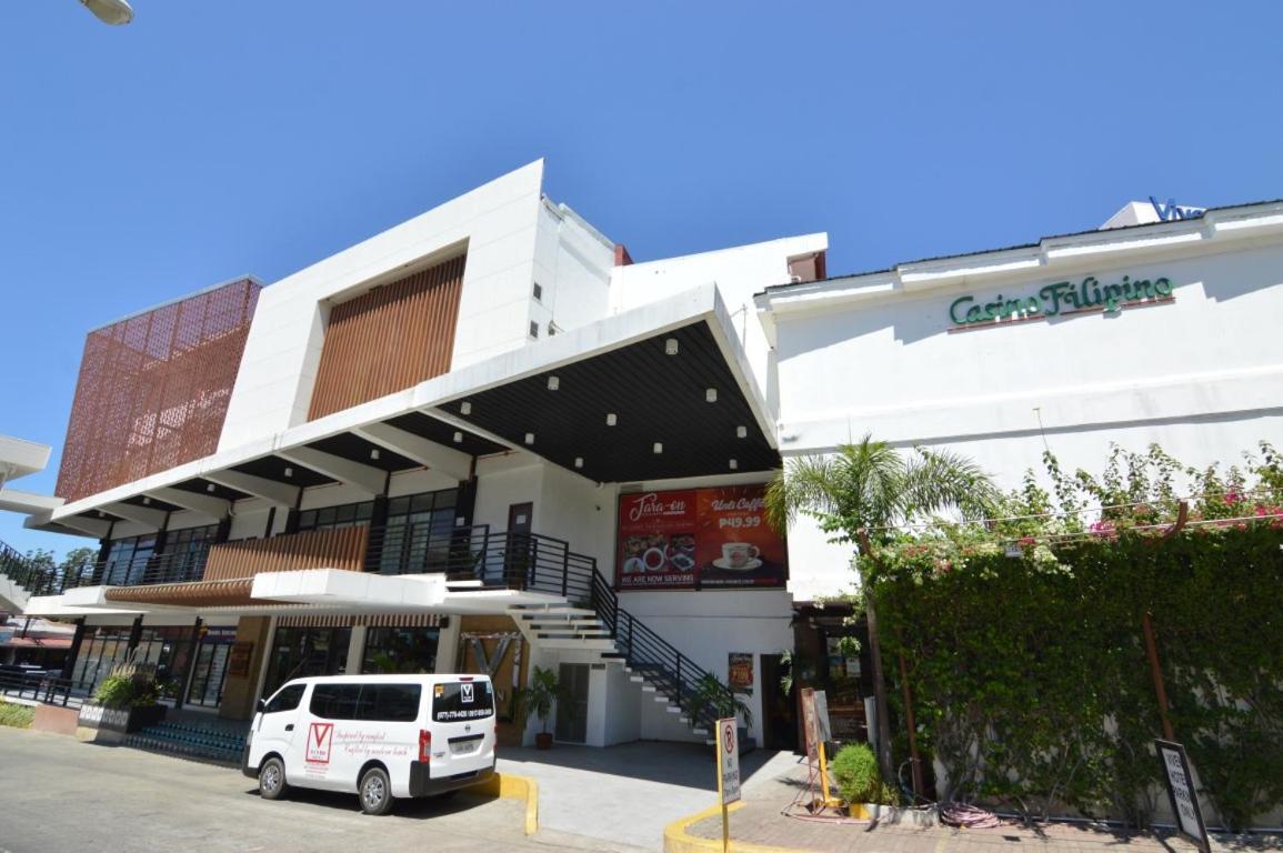 Viven Hotel Laoag Zewnętrze zdjęcie