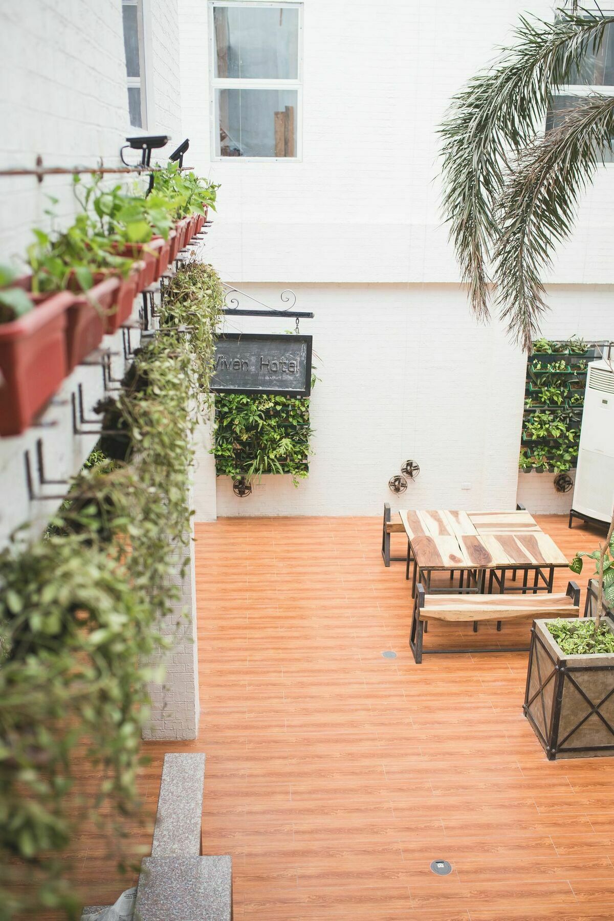 Viven Hotel Laoag Zewnętrze zdjęcie